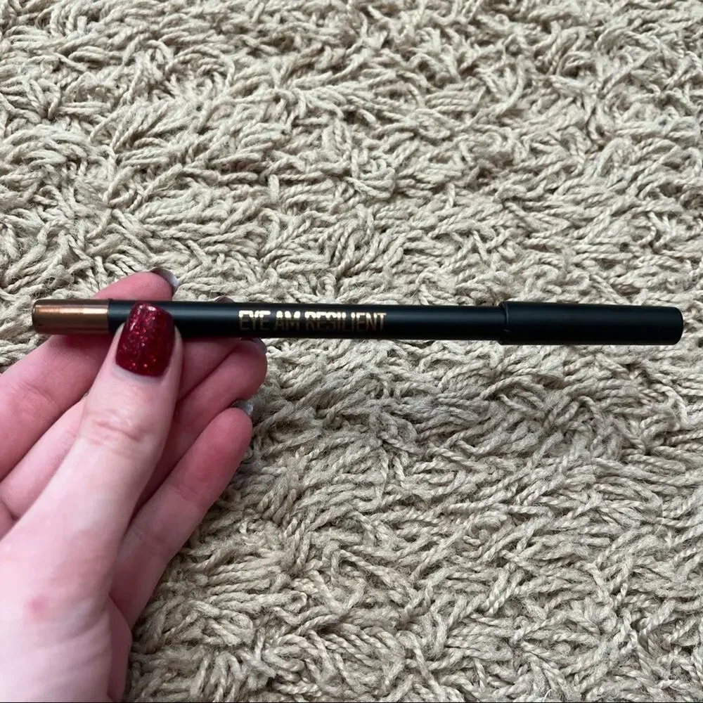 ❗️NEW❗️Realher Eye AM Resilient Metallic Bronze Eyeliner